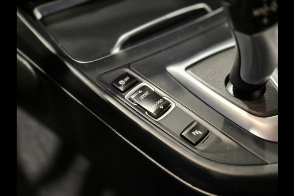 BMW 1-serie M-Sport Shadow Edition Camera | Leder | Stoelverwarming | Zwarte hemel | CarPlay | Cruise