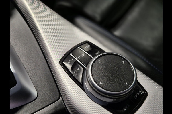 BMW 1-serie M-Sport Shadow Edition Camera | Leder | Stoelverwarming | Zwarte hemel | CarPlay | Cruise