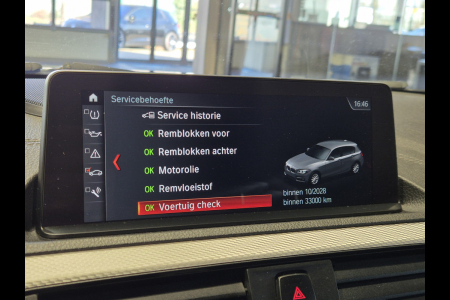 BMW 1-serie M-Sport Shadow Edition Camera | Leder | Stoelverwarming | Zwarte hemel | CarPlay | Cruise