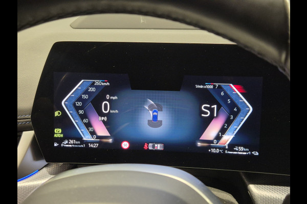 BMW X1 xDrive25e High Executive M-Sport | Panorama | HUD | 360 Camera | Stoelverwarming | Carplay/Android