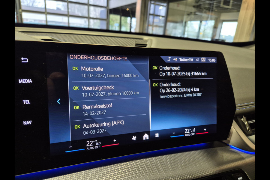 BMW X1 xDrive25e High Executive M-Sport | Panorama | HUD | 360 Camera | Stoelverwarming | Carplay/Android