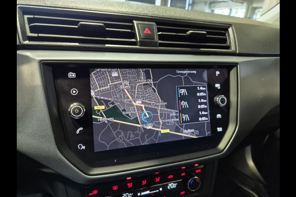 Seat Arona 1.0 TSI Style Business Intense Two-tone | Trekhaak | Navigatie | Digitaal dashboard | Carplay-Android