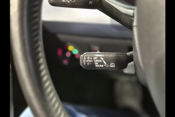Seat Arona 1.0 TSI Style Business Intense Two-tone | Trekhaak | Navigatie | Digitaal dashboard | Carplay-Android
