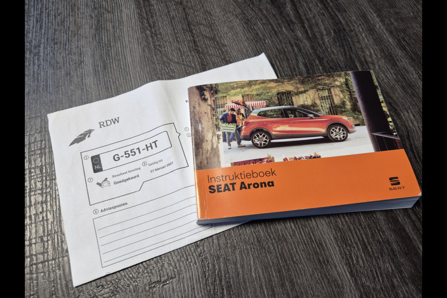 Seat Arona 1.0 TSI Style Business Intense Two-tone | Trekhaak | Navigatie | Digitaal dashboard | Carplay-Android