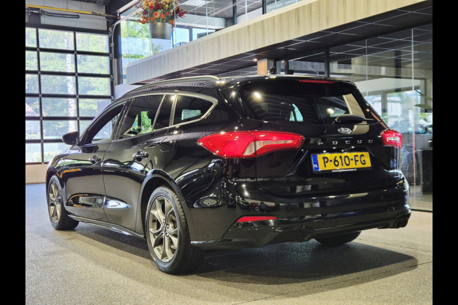 Ford FOCUS Wagon 1.0 EcoBoost Titanium Business Navigatie | LED | Camera | Carplay | Clima