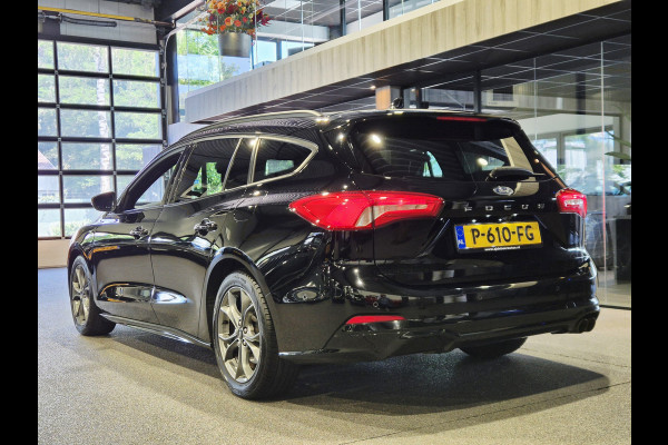 Ford FOCUS Wagon 1.0 EcoBoost Titanium Business Navigatie | LED | Camera | Carplay | Clima