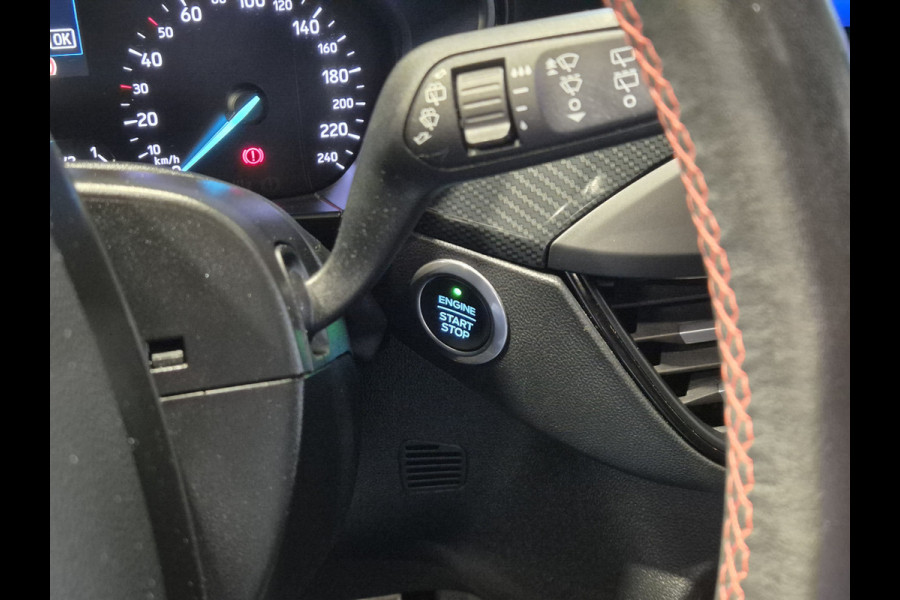Ford FOCUS Wagon 1.0 EcoBoost Titanium Business Navigatie | LED | Camera | Carplay | Clima