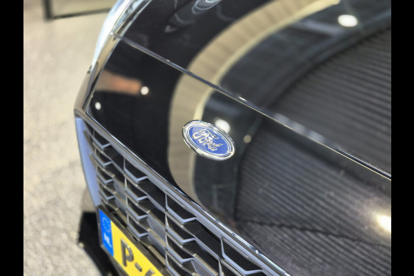 Ford FOCUS Wagon 1.0 EcoBoost Titanium Business Navigatie | LED | Camera | Carplay | Clima