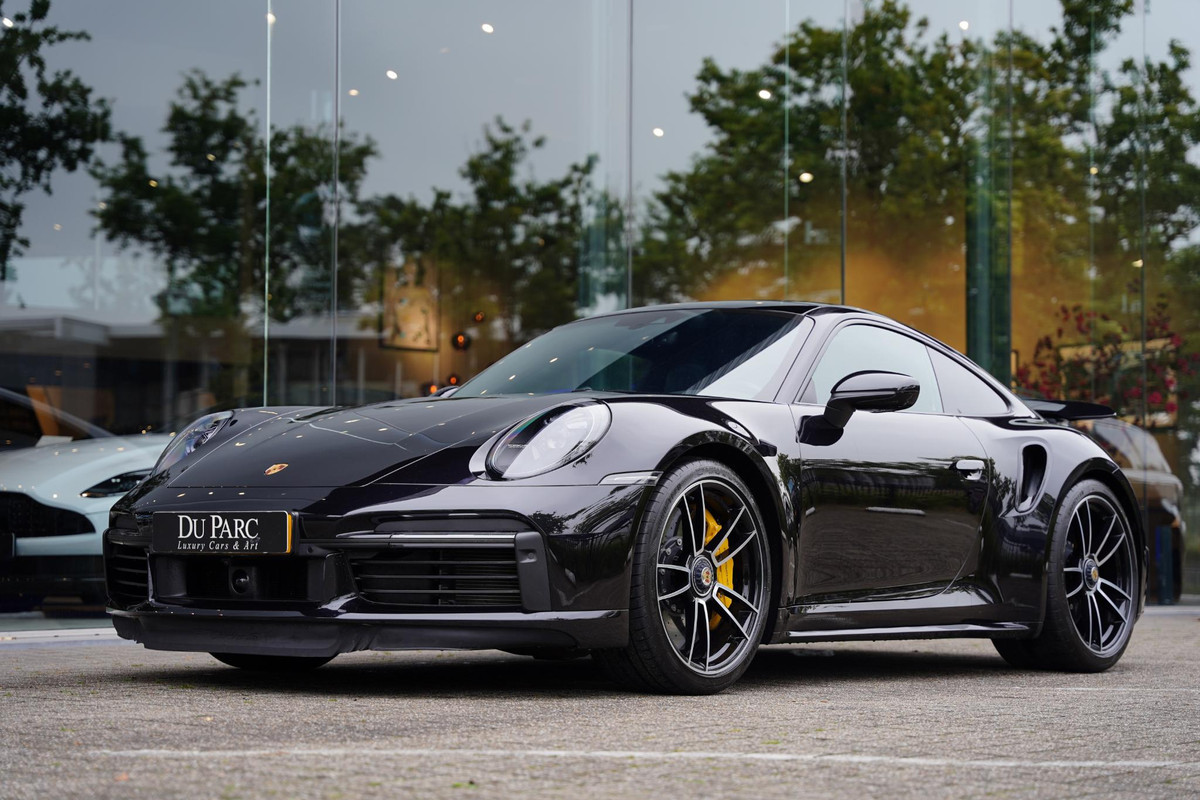 Porsche 911 992 Coupe 3.8 Turbo S BTW / PCCB / Sportuitlaat