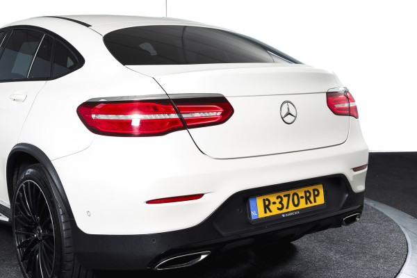 Mercedes-Benz GLC Coupé 250 4MATIC 211 PK Premium AMG Line | S/K-Panodak | Cruise | Stoelverw. | PDC | Camera | App. Connect | ECC | LM 21" |