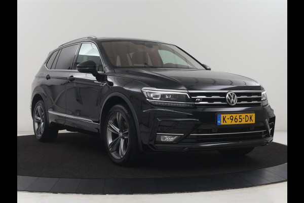 Volkswagen Tiguan Allspace 1.5 TSI Highline Business R | Leder | Trekhaak | Virtual dashboard | Adaptive cruise | Camera | Park assist | Carplay | Climate control | Stoelverwarming | Full LED |