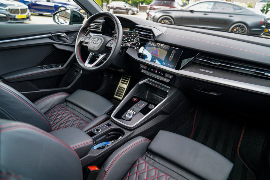 Audi S3 Sportback 2.0 TFSI S3 quattro | Panorama | RS Zetels | Virtual Cockpit | Bang&Olufsen | Adaptieve Cruise Control | LED