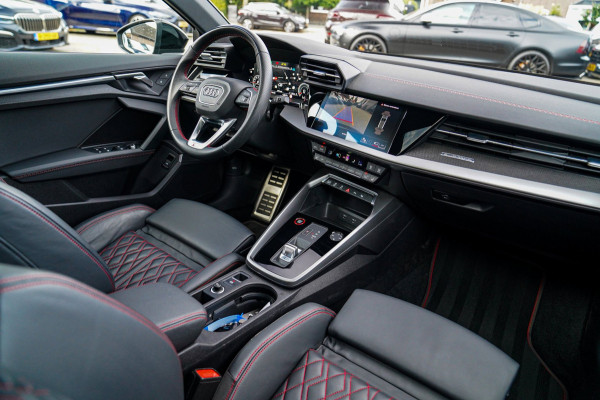 Audi S3 Sportback 2.0 TFSI S3 quattro | Panorama | RS Zetels | Virtual Cockpit | Bang&Olufsen | Adaptieve Cruise Control | LED