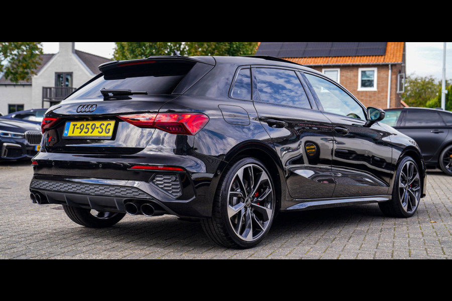 Audi S3 Sportback 2.0 TFSI S3 quattro | Panorama | RS Zetels | Virtual Cockpit | Bang&Olufsen | Adaptieve Cruise Control | LED