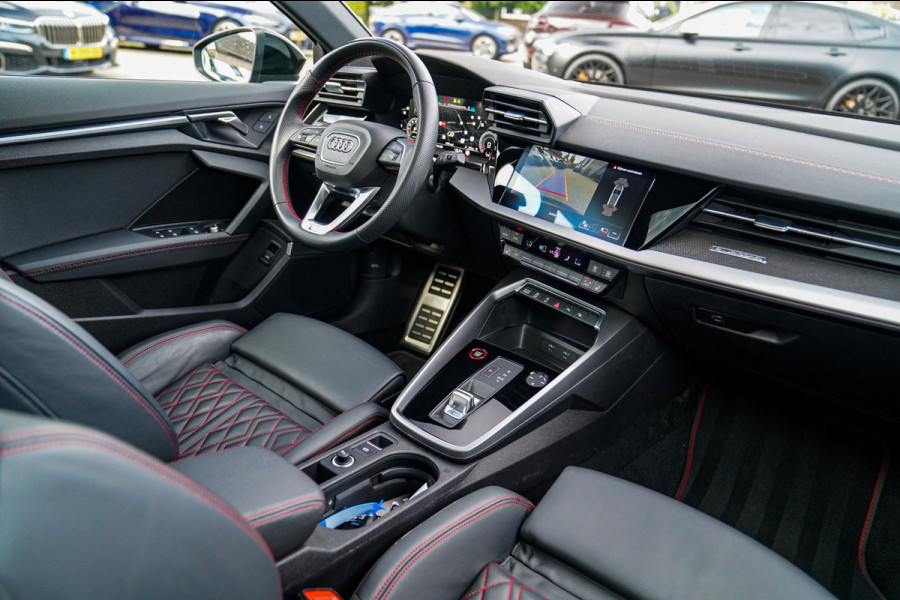 Audi S3 Sportback 2.0 TFSI S3 quattro | Panorama | RS Zetels | Virtual Cockpit | Bang&Olufsen | Adaptieve Cruise Control | LED