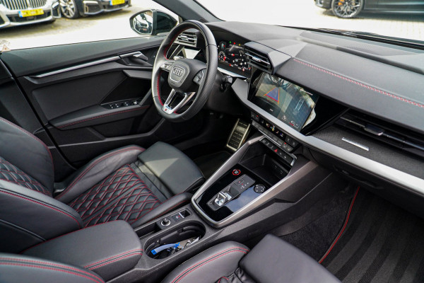 Audi S3 Sportback 2.0 TFSI S3 quattro | Panorama | RS Zetels | Virtual Cockpit | Bang&Olufsen | Adaptieve Cruise Control | LED