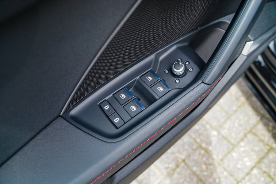 Audi S3 Sportback 2.0 TFSI S3 quattro | Panorama | RS Zetels | Virtual Cockpit | Bang&Olufsen | Adaptieve Cruise Control | LED