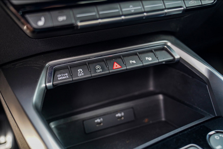 Audi S3 Sportback 2.0 TFSI S3 quattro | Panorama | RS Zetels | Virtual Cockpit | Bang&Olufsen | Adaptieve Cruise Control | LED