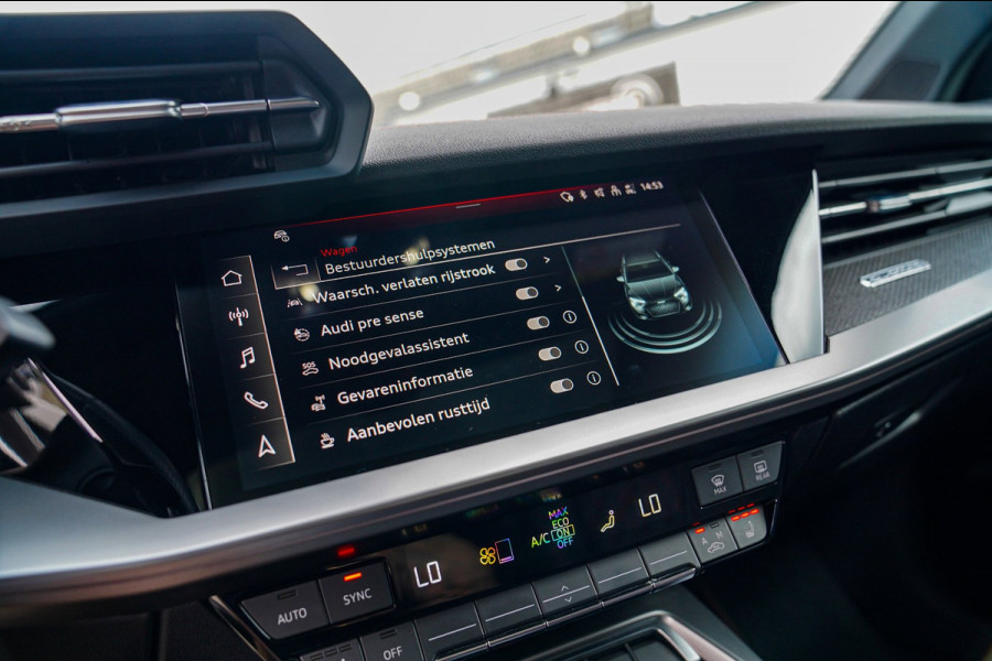 Audi S3 Sportback 2.0 TFSI S3 quattro | Panorama | RS Zetels | Virtual Cockpit | Bang&Olufsen | Adaptieve Cruise Control | LED