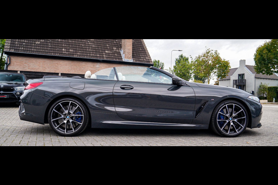 BMW 8 Serie M850i xDrive High Executive | Head Up Display | Bowers & Wilkins | 360 Camera | Laser | Stoelverkoeling