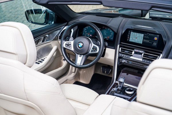 BMW 8 Serie M850i xDrive High Executive | Head Up Display | Bowers & Wilkins | 360 Camera | Laser | Stoelverkoeling