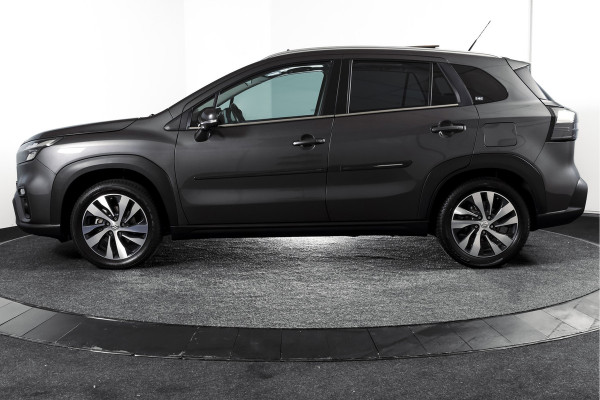 Suzuki S-Cross 1.5 Hybrid Style Orig. NL | S/K-Panodak | Adapt. Cruise | Stoelverw. | 360 Camera | PDC | NAV+App. Connect | Afn. Trekhaak | ECC | LM 17" |
