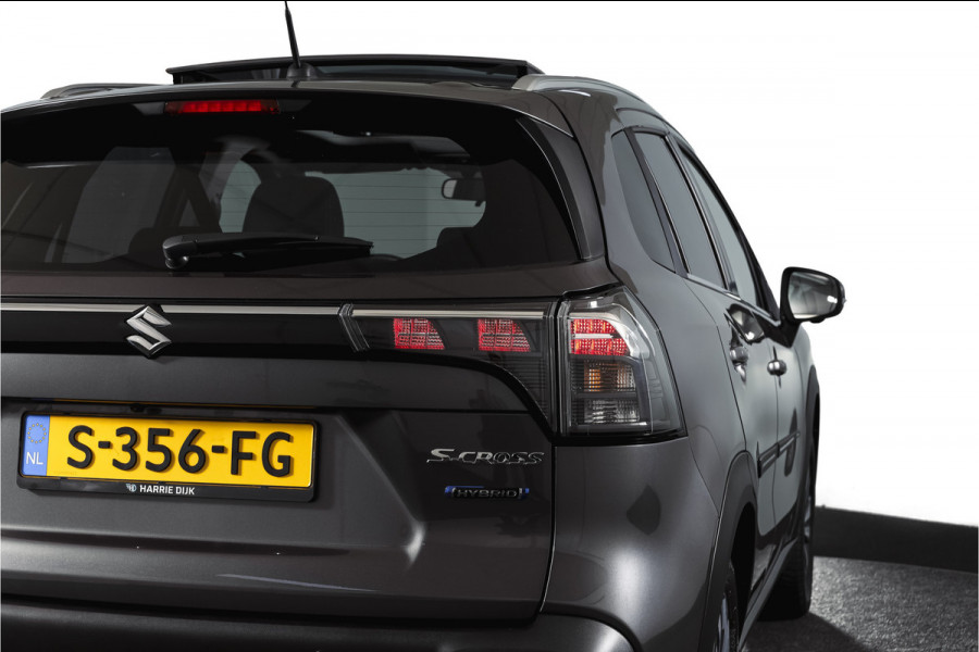 Suzuki S-Cross 1.5 Hybrid Style Orig. NL | S/K-Panodak | Adapt. Cruise | Stoelverw. | 360 Camera | PDC | NAV+App. Connect | Afn. Trekhaak | ECC | LM 17" |