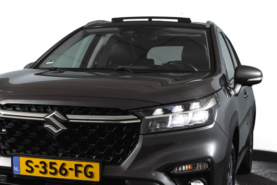 Suzuki S-Cross 1.5 Hybrid Style Orig. NL | S/K-Panodak | Adapt. Cruise | Stoelverw. | 360 Camera | PDC | NAV+App. Connect | Afn. Trekhaak | ECC | LM 17" |
