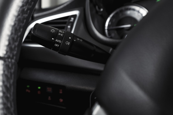 Suzuki S-Cross 1.5 Hybrid Style Orig. NL | S/K-Panodak | Adapt. Cruise | Stoelverw. | 360 Camera | PDC | NAV+App. Connect | Afn. Trekhaak | ECC | LM 17" |