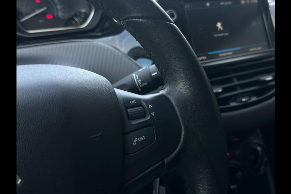 Peugeot 2008 1.2 Signature, Airco, Bluetooth, Cruise, Carplay, Navi, PDC, NAP, APK
