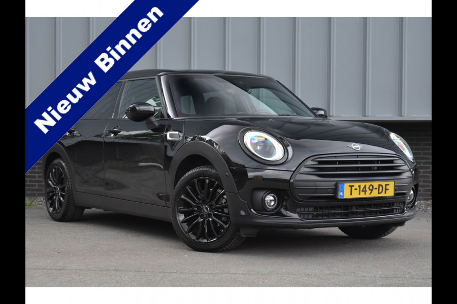 MINI Clubman 1.5 One Aut. | Xenon/LED | Stoelverwarming | Keyless | Navi | DAB | Black Pack