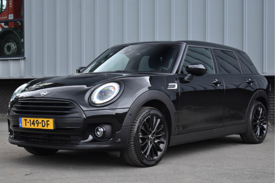 MINI Clubman 1.5 One Aut. | Xenon/LED | Stoelverwarming | Keyless | Navi | DAB | Black Pack