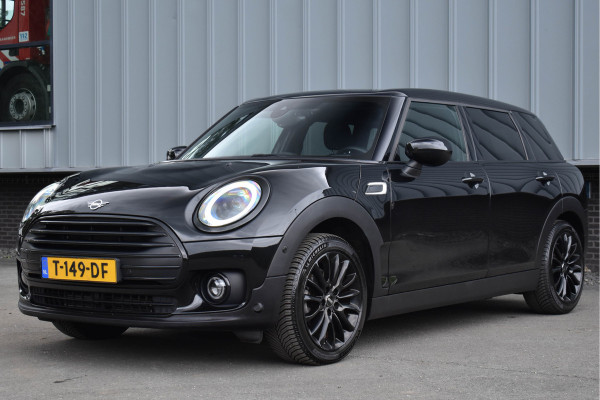MINI Clubman 1.5 One Aut. | Xenon/LED | Stoelverwarming | Keyless | Navi | DAB | Black Pack