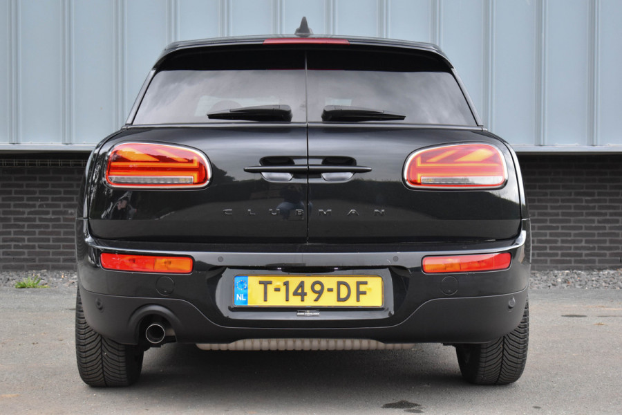 MINI Clubman 1.5 One Aut. | Xenon/LED | Stoelverwarming | Keyless | Navi | DAB | Black Pack