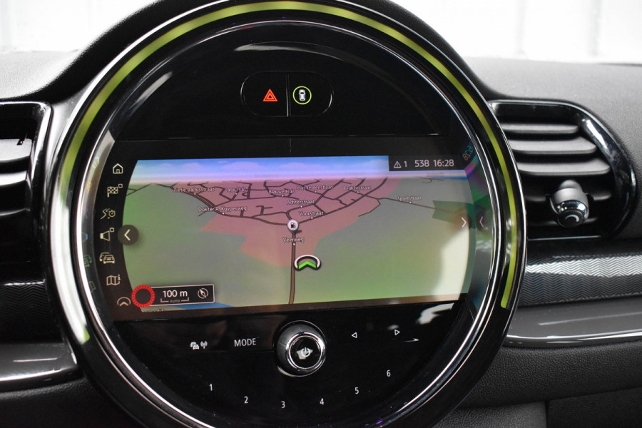MINI Clubman 1.5 One Aut. | Xenon/LED | Stoelverwarming | Keyless | Navi | DAB | Black Pack