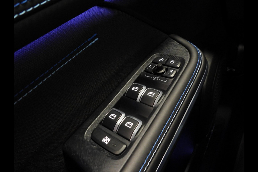 Lynk & Co 01 1.5 PHEV BlackEdition ZWARTE HEMEL/TREKH./SCHUIFDAK/LED/20"LMV!