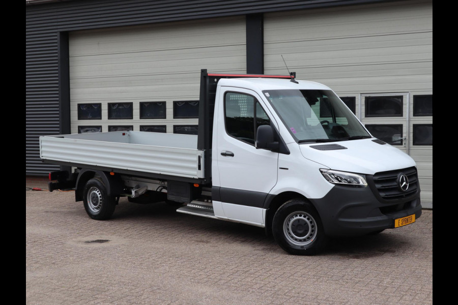 Mercedes-Benz eSprinter 320 81kWh L3 Open Laadbak 430 cm - Select - MBUX - Camera