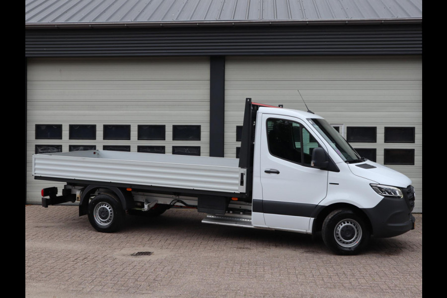 Mercedes-Benz eSprinter 320 81kWh L3 Open Laadbak 430 cm - Select - MBUX - Camera