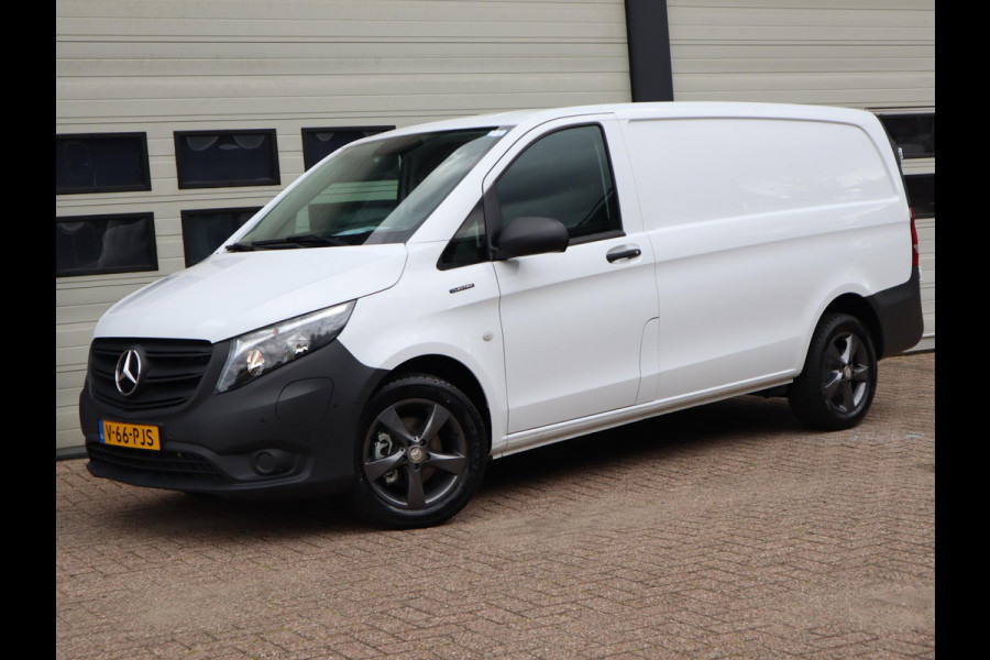 Mercedes-Benz eVito 112 66 kWh SoH 97,6 % AC + DC Snelladen L2 Lang - LM - Camera - 3 Zits - Betimmerd