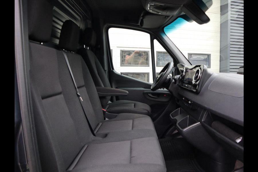 Mercedes-Benz Sprinter 317 CDI Euro 6 Automaat RWD - L2H2 - MBUX - Camera - LED - Cruise