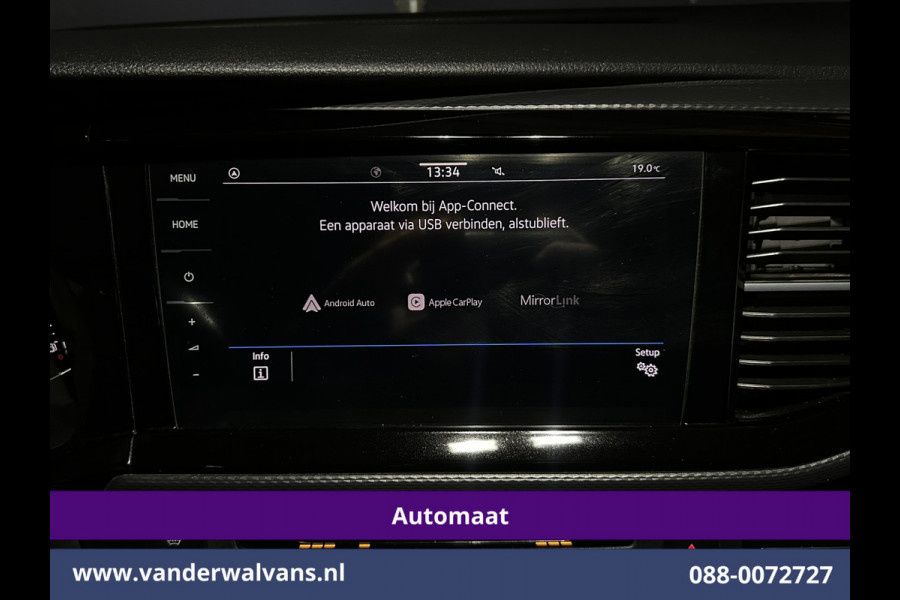 Volkswagen Transporter 2.0 TDI 200pk Automaat L2H1 Bulli inrichting Euro6 Airco | Camera | 2500kg Trekhaak | Imperiaal | Apple Carplay | LED Adaptieve Cruisecontrol, Android Auto LM Velgen, Lederen bekleding, Stoelverwarming, Parkeersensoren
