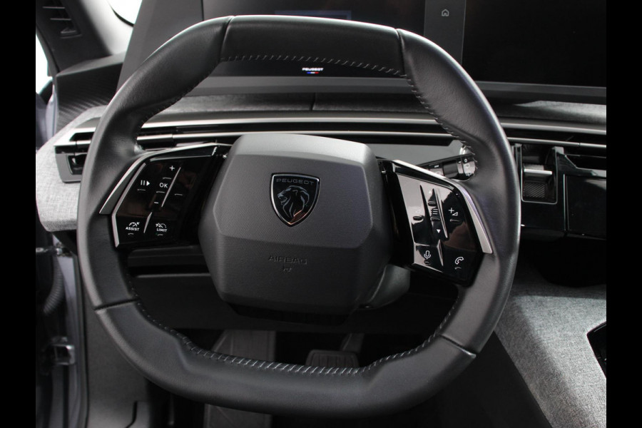 Peugeot 5008 1.2 Hybrid 145pk Automaat Allure 7p Navigatie Apple Carplay/Android Auto Camera Climate control Dab Led Keyless start Lichtmetalen Velgen Parkeer sensoren