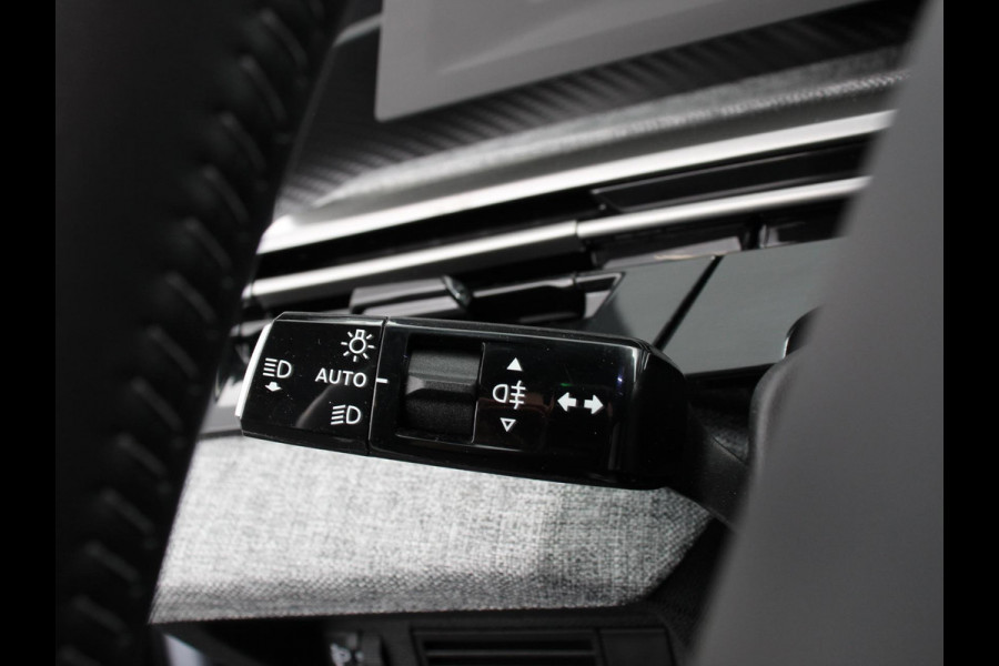 Peugeot 5008 1.2 Hybrid 145pk Automaat Allure 7p Navigatie Apple Carplay/Android Auto Camera Climate control Dab Led Keyless start Lichtmetalen Velgen Parkeer sensoren