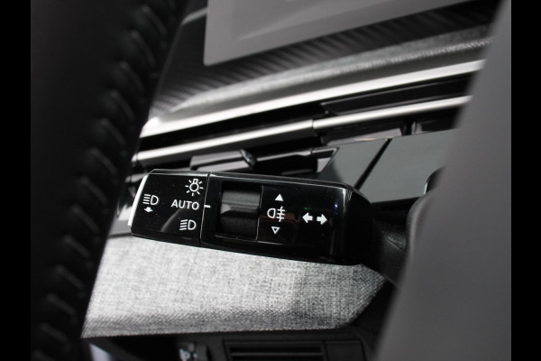 Peugeot 5008 1.2 Hybrid 145pk Automaat Allure 7p Navigatie Apple Carplay/Android Auto Camera Climate control Dab Led Keyless start Lichtmetalen Velgen Parkeer sensoren
