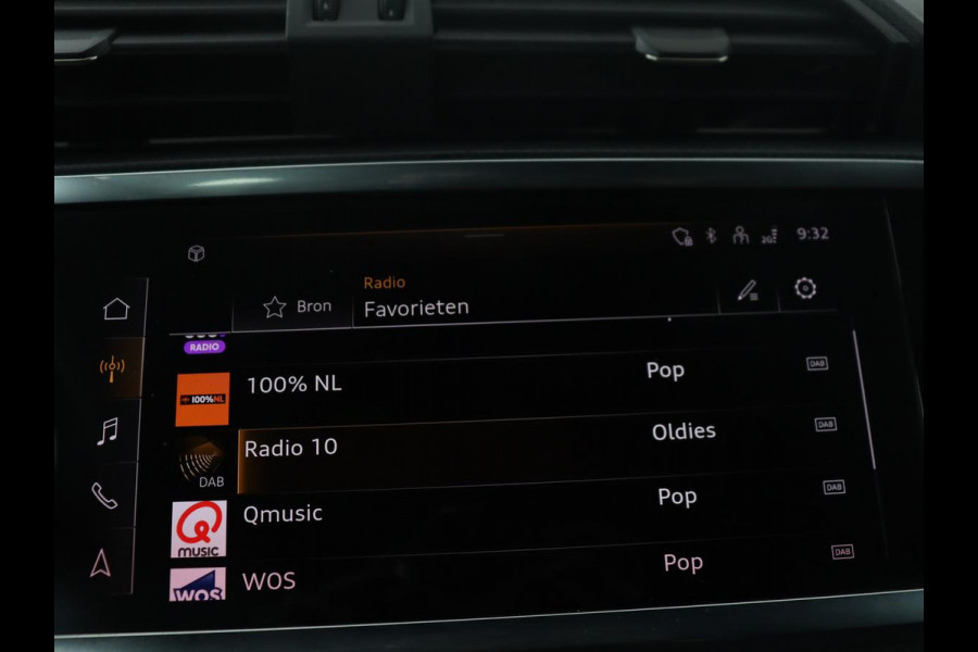 Audi Q3 35 TFSI S edition | Leder | Virtual Dashboard | Carplay | Stoelverwarming | Climate control | Cruise control | Camera | Park assist | Navigatie |
