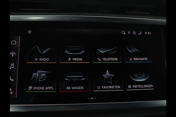 Audi Q3 35 TFSI S edition | Leder | Virtual Dashboard | Carplay | Stoelverwarming | Climate control | Cruise control | Camera | Park assist | Navigatie |