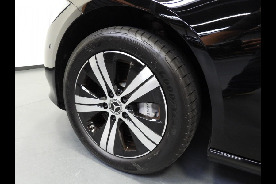 Mercedes-Benz C-Klasse Estate C300e Business Line NAVI/CAMERA/LED/SFEER/17"LMV!