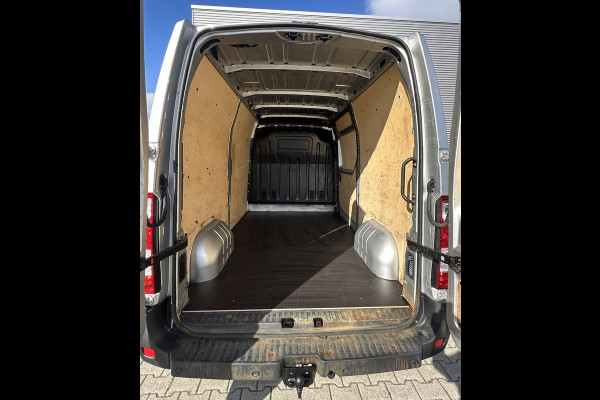 Renault Master T35 2.3 dCi 180pk trekhaak L2H2 MARGE BTW VRIJ