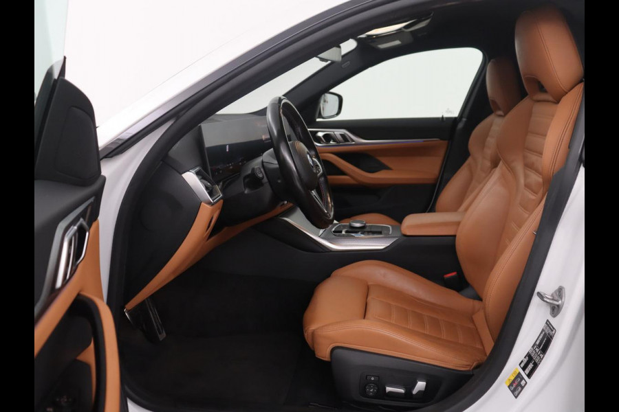 BMW i4 M50 High Executive 84 kWh | SOH 94.5% | Leder | Adaptive cruise | M-Sport stoelen | Head up | 360 camera | Memory | Stuur/stoel verwarming | M-sport stuur |