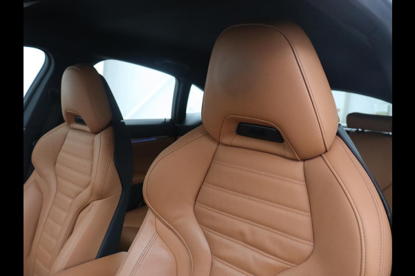 BMW i4 M50 High Executive 84 kWh | SOH 94.5% | Leder | Adaptive cruise | M-Sport stoelen | Head up | 360 camera | Memory | Stuur/stoel verwarming | M-sport stuur |